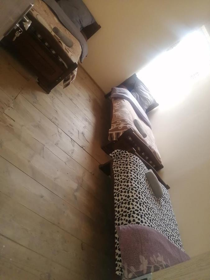 Sesili Guesthouse Adishi エクステリア 写真